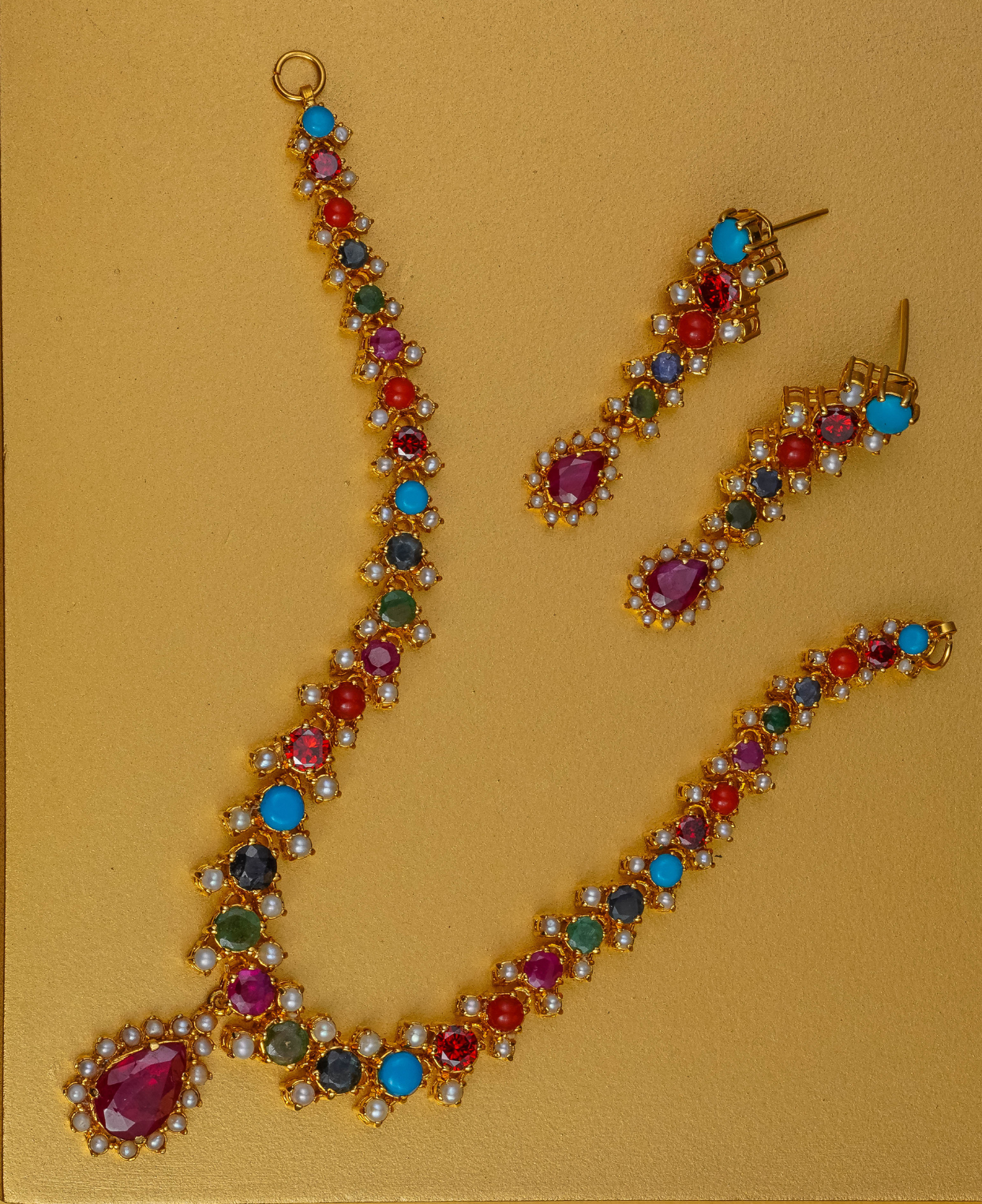 Naurattan Necklace Set